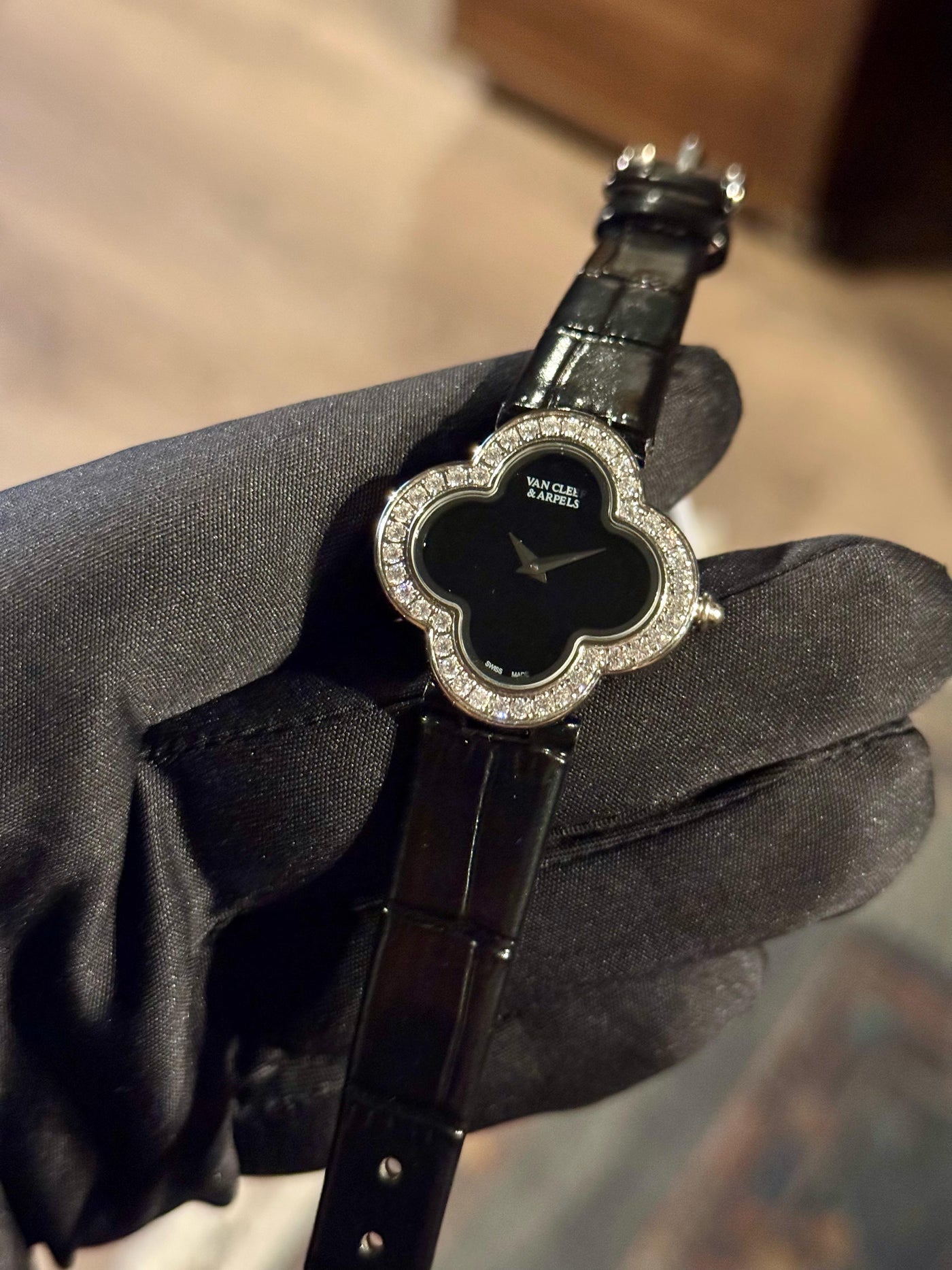 Van cleef saat